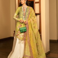 Shiza Hassan Izel Luxury Lawn Collection – 4-A IVE